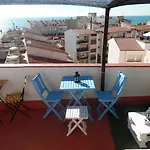 La Lluna Πανσιόν 2*