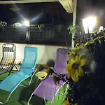 La Lluna Πανσιόν 2*