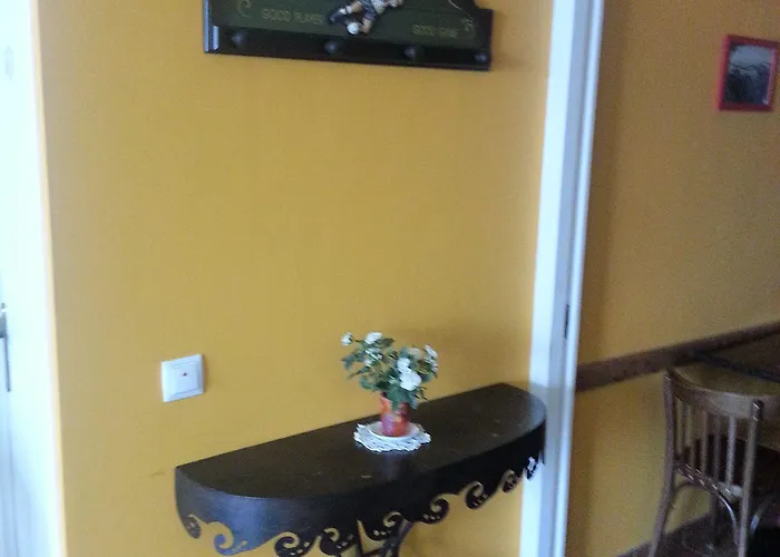 La Lluna بيت ضيافة 2*