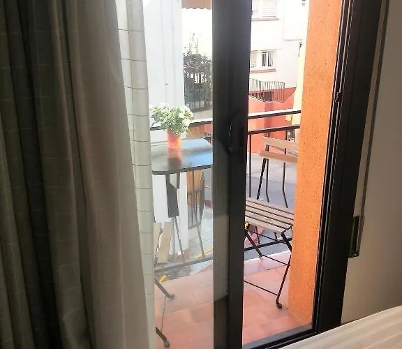 La Lluna بيت ضيافة 2*