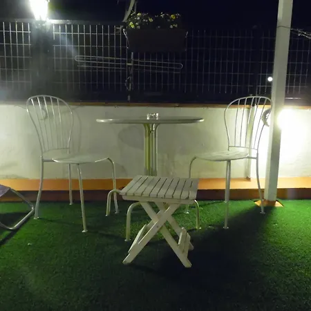 La Lluna Guest house