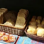 La Lluna Гостевой дом